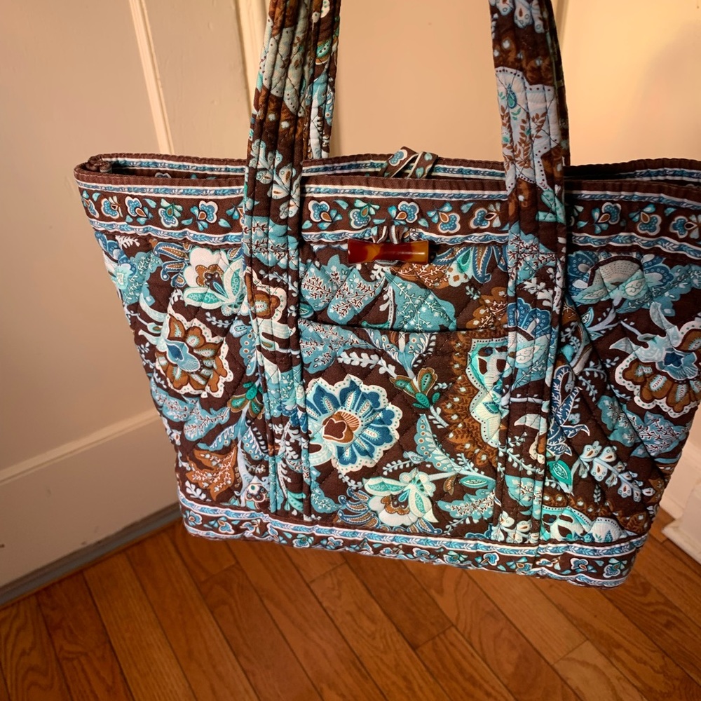Vera Bradley Tote Bag in Recycled Cotton
